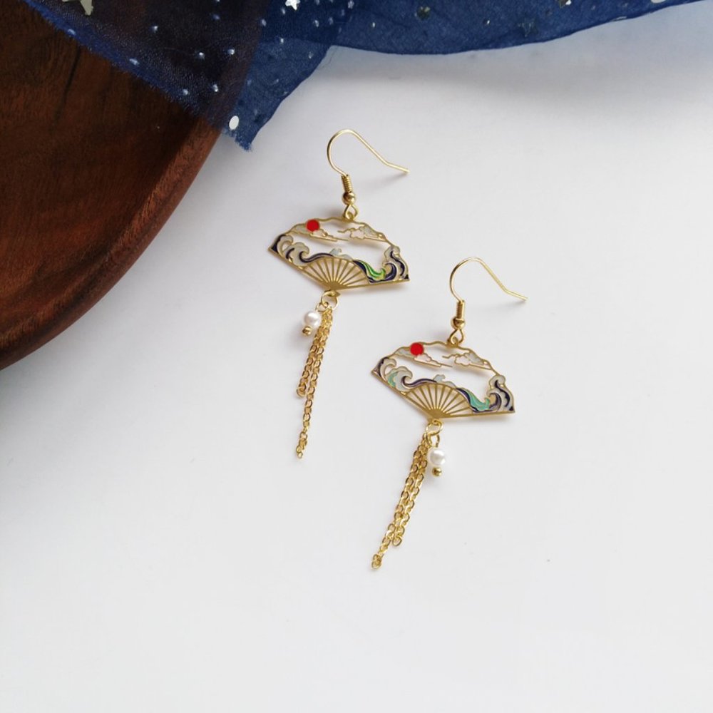 💕💕LAST ONE Asian Style Fans pearl Earrings - Picture 5 of 6